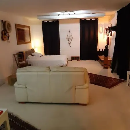 Verdure Et Calme Proche